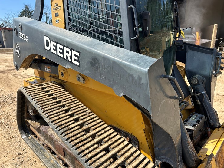 2017-deere-333g-image-19