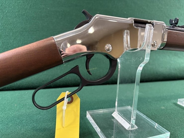 henry-mdl.h004sv-17-hmr-rifle-image-4