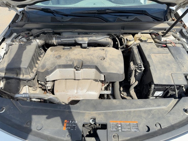 2015-chevrolet-impala-ls-automobile-image-12