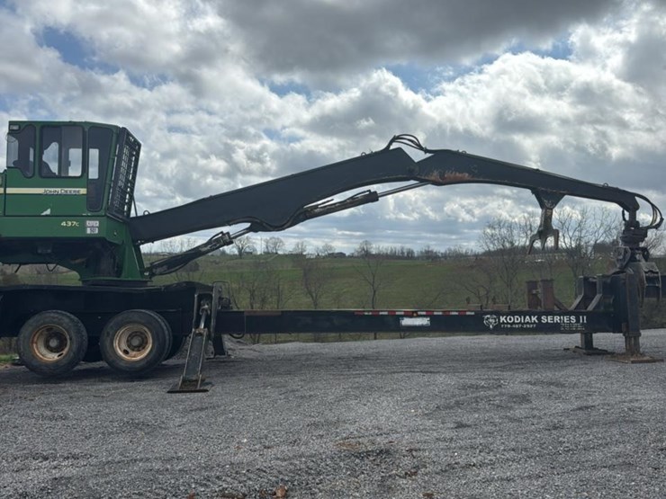 2007-deere-437c-image-6