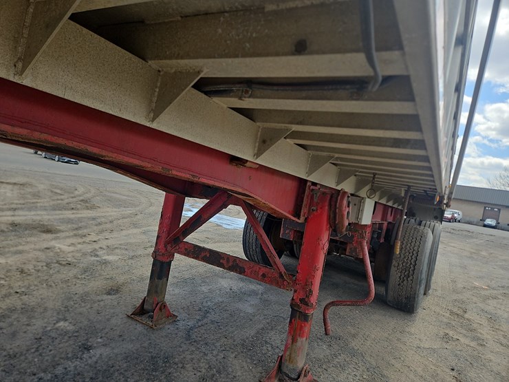 2001-j&j-aluminum-28'-tri/a-dump-trailer-image-9