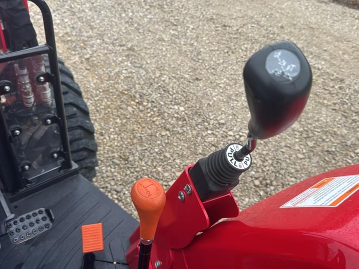 2025-mahindra-5145-image-36