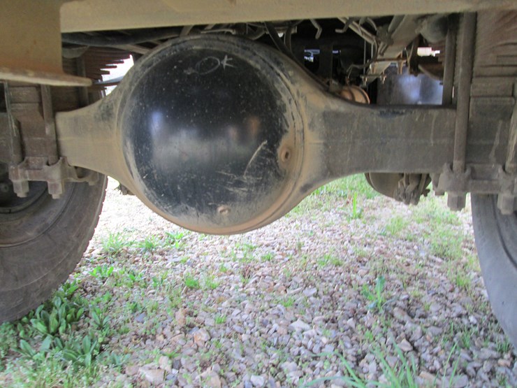 1997-ford-f800-image-11