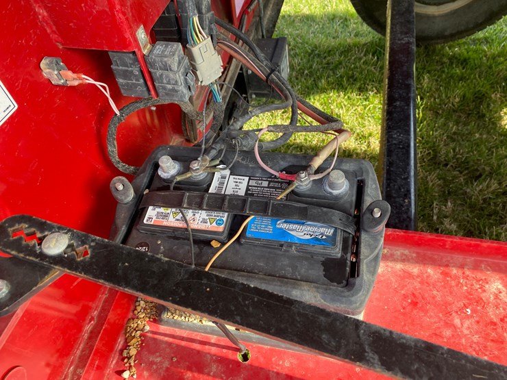 2023-patriot-345c-seed-tender-image-22