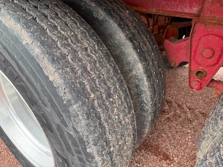 #303-•-lot-303-image-9