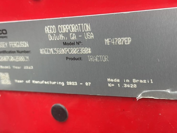 2023-massey-ferguson-4707-image-9