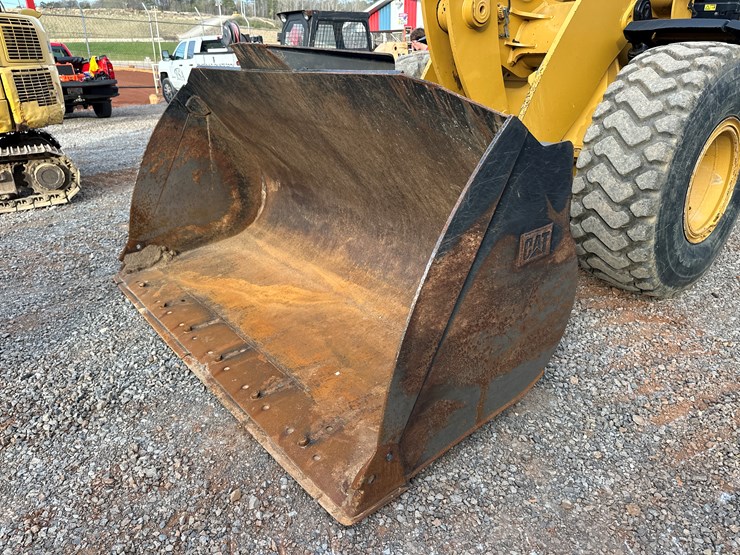 2016-caterpillar-938m-image-9