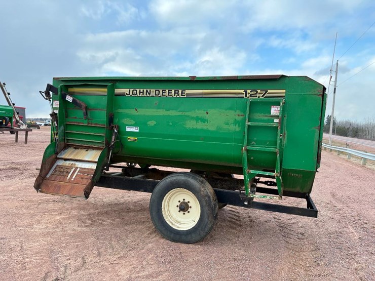john-deere-127-image-6