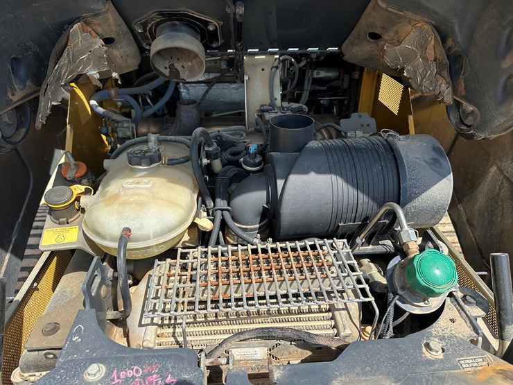 2017-deere-333g-image-25