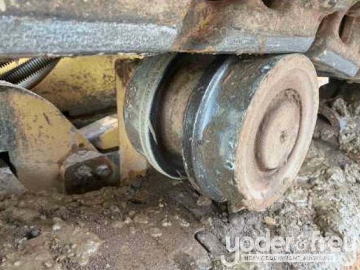 2014-caterpillar-d6k2-xl-image-13