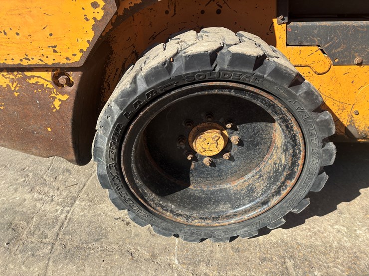 2011-case-sr220-image-52