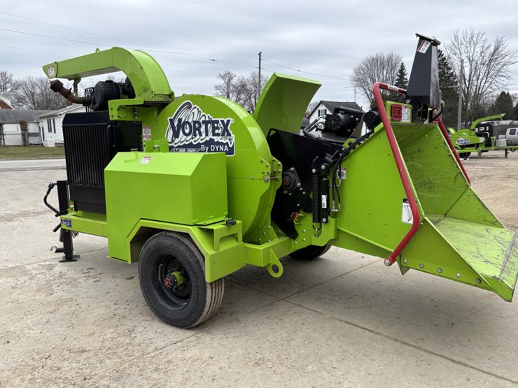 #148-•-2025-vortex-v18-ford-gas-chipper-image-3