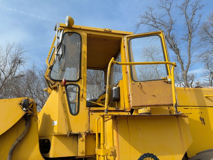 1975-clark-175b-image-21