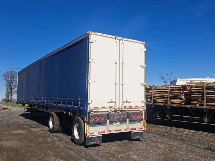 #131-•-2005-reitnourer-curtain-trailer-image-4