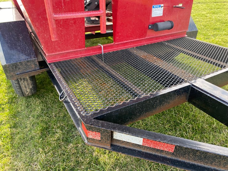 2023-patriot-345c-seed-tender-image-13