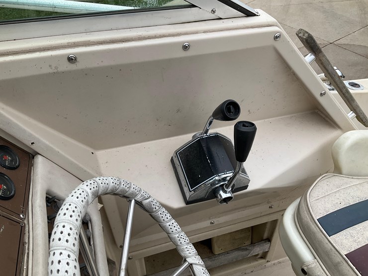 #154-•-1986-chris-craft-fishing-boat-image-30