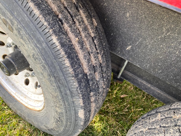 2023-patriot-345c-seed-tender-image-34