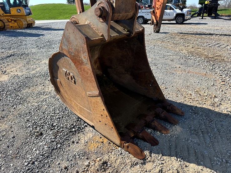 2009-deere-350d-lc-image-28