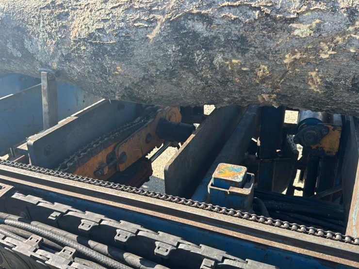 #142-•-2009-baker-3665d-portable-bandmill-image-30