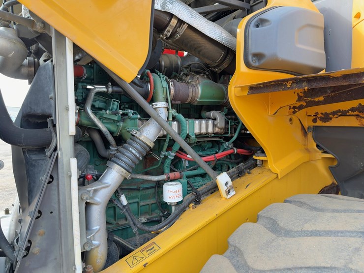 2013-volvo-l70g-image-20