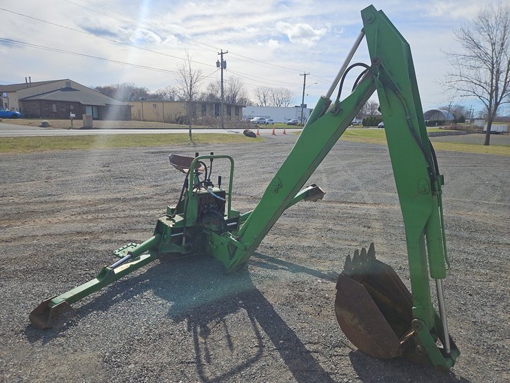 backhoe-attachment-image-2