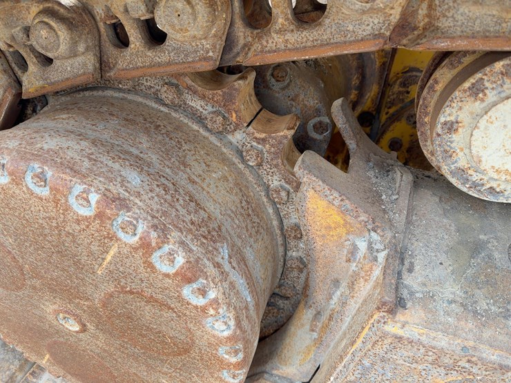 2014-deere-750k-lgp-image-19