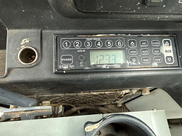 takeuchi-tb285-image-68