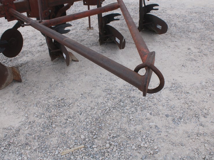 international-140-image-18