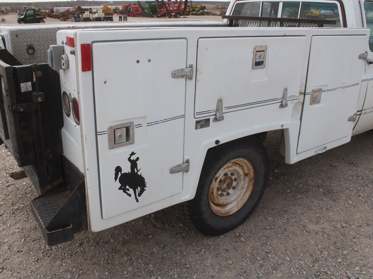 1984-chevrolet-c20-image-27
