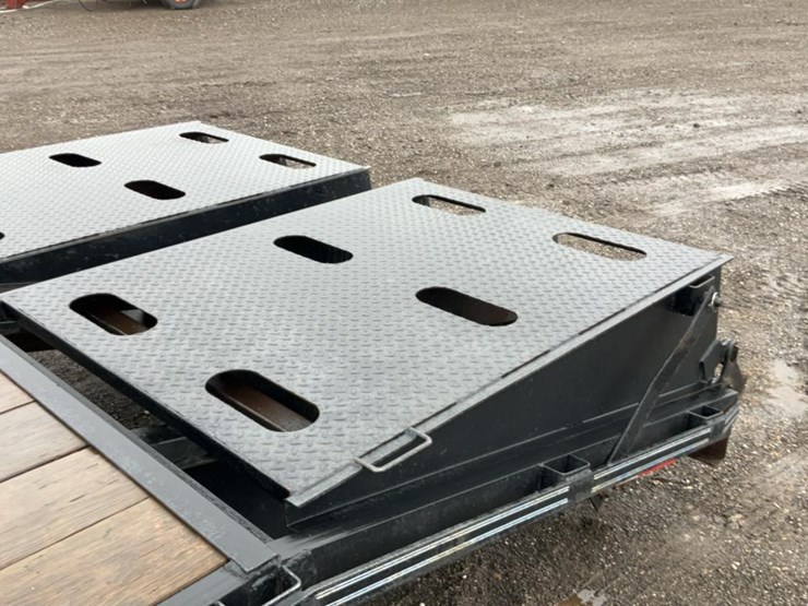 #128-•-2022-trail-max-gooseneck-trailer-image-26