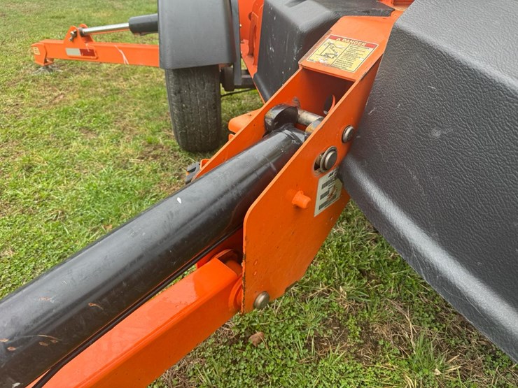 2016-jlg-t500j-image-27