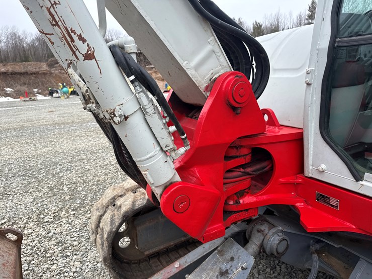takeuchi-tb285-image-27
