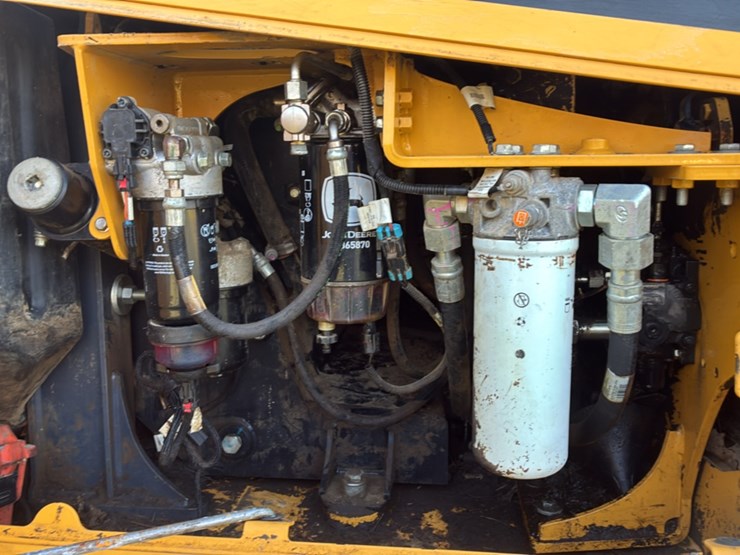 2019-deere-650k-lgp-image-7