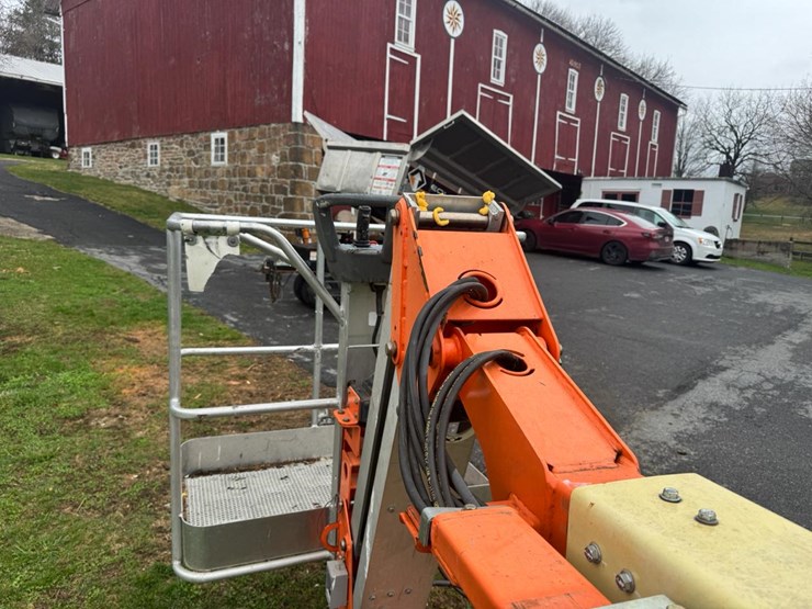2016-jlg-t500j-image-50