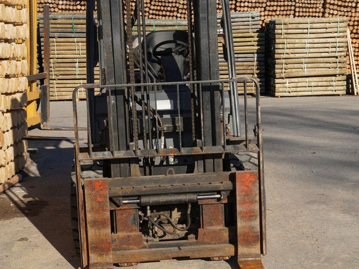 2016-toyota-8fg35u-image-6