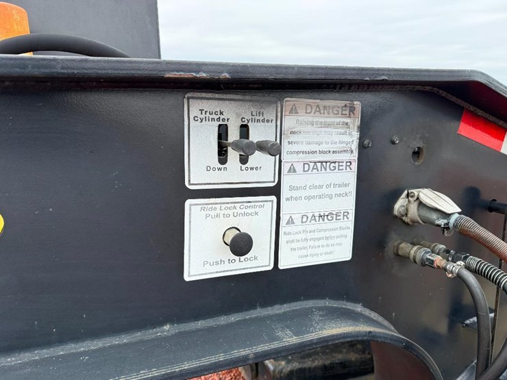 #301-•-lot-301-image-30