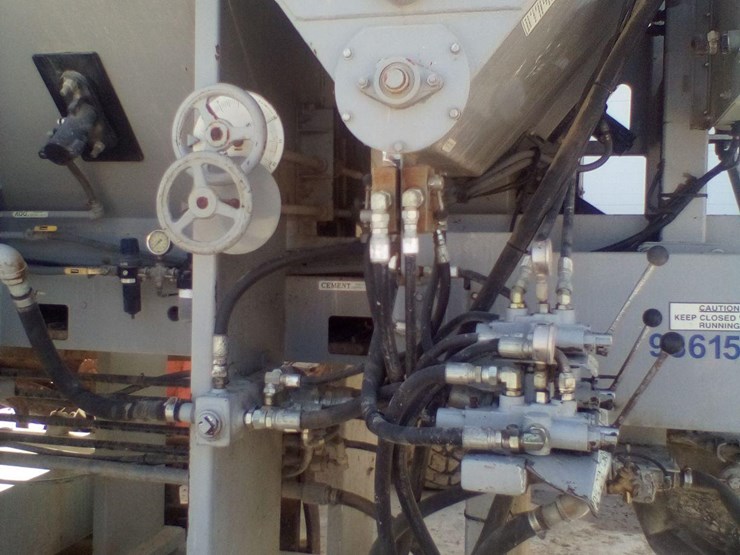 #140-•-2007-cemantech-10-yard-volumetric-mixer-image-5