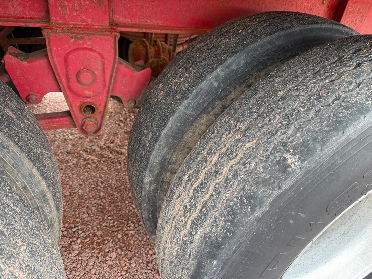 #303-•-lot-303-image-18