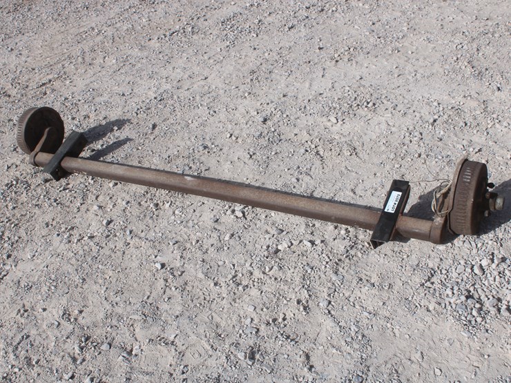 #3073-•-used-dexter-3500lb-axle-image-2