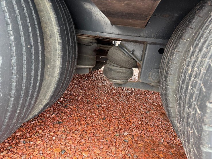 #301-•-lot-301-image-47