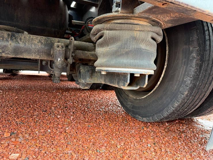 #301-•-lot-301-image-44