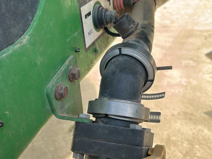 2014-john-deere-4940-image-23