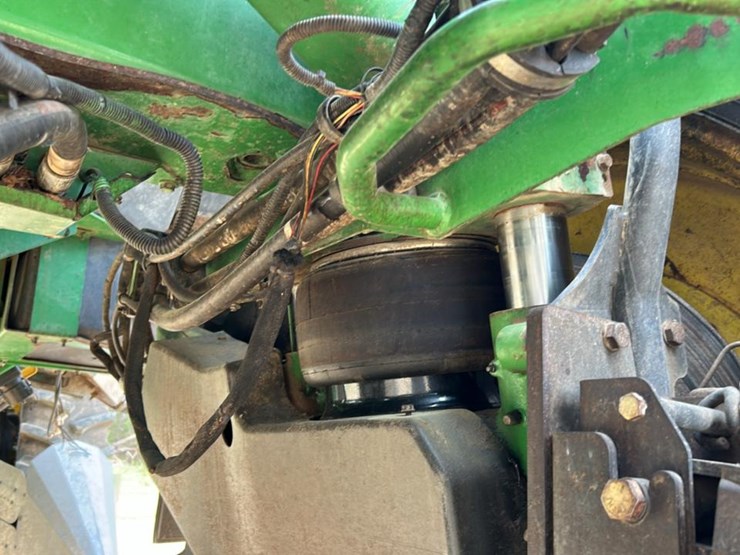 2014-john-deere-4940-image-19