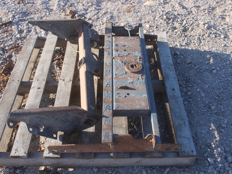 #3094-•-2-hitches-image-4