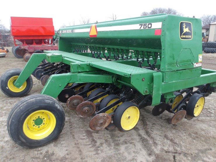 john-deere-750-image-7