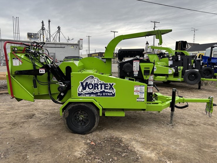 #149-•-2024-vortex-v12-brush-chipper-image-4