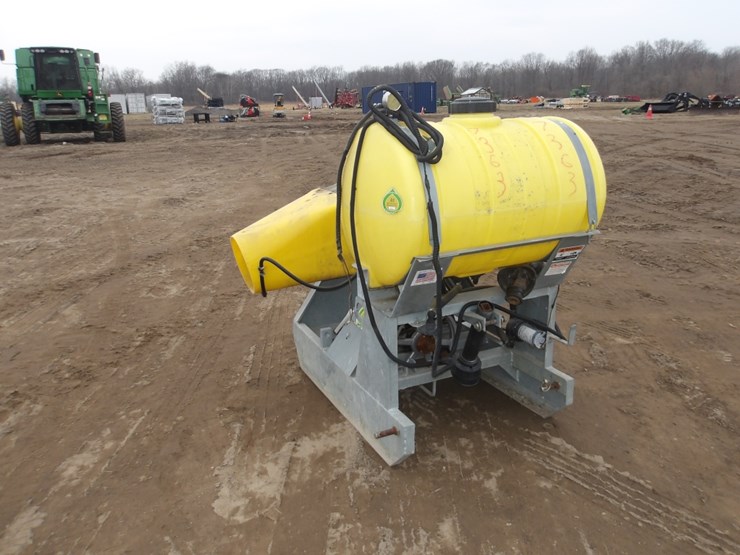 #7363-•-a1-mist-sprayer-\ufffd-pto-driven-orchard-/-vineyard-image-3