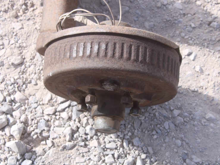 #3073-•-used-dexter-3500lb-axle-image-3