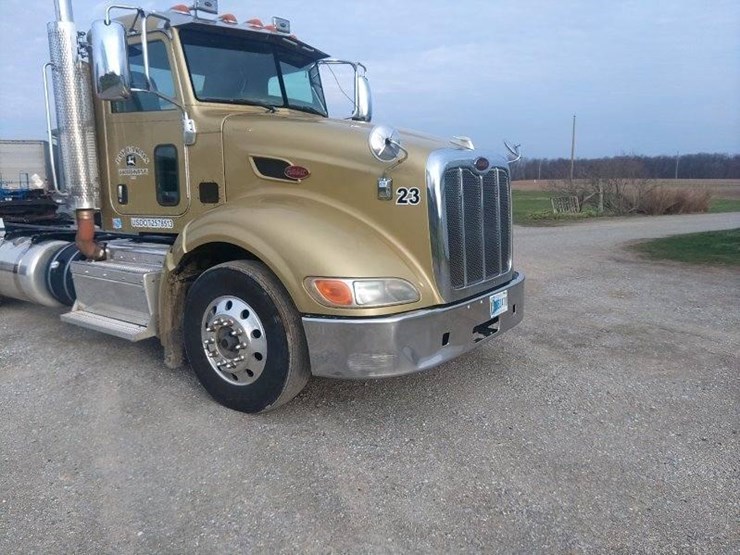 2012-peterbilt-386-image-3