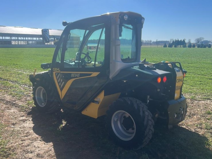 #101-•-2023-gehl-gct3-14-telehandler-image-3